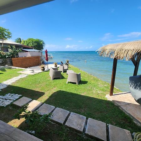 Studio Bord De Mer Fare Tahitea Pension Taputapuapea 外观 照片