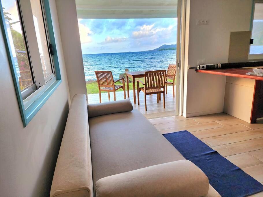 Studio Bord De Mer Fare Tahitea Pension Taputapuapea 外观 照片